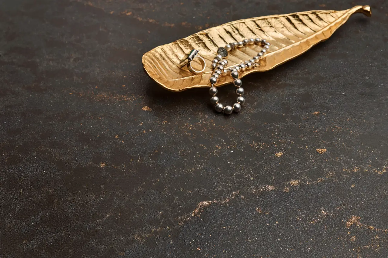 Remington Brass™ Quartz Sample - Image 4